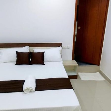 Tharavad Residency Hotel Iritti Ngoại thất bức ảnh